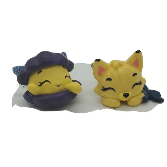 HATCHIMALS Figures Lot Of Honey Clam Shell  & A Cat Yellow Small Toys - Picture 1 of 5